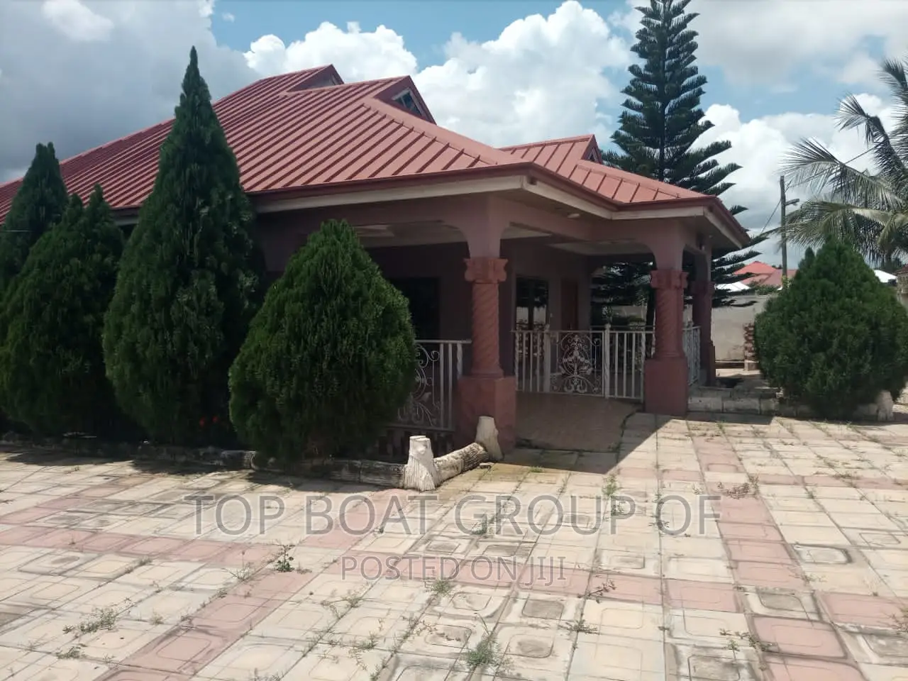 Furnished 3bdrm House in Top Boat Estate, Kumasi Metropolitan for sale