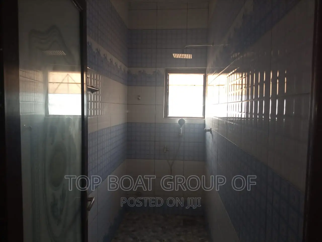 Furnished 3bdrm House in Top Boat Estate, Kumasi Metropolitan for sale
