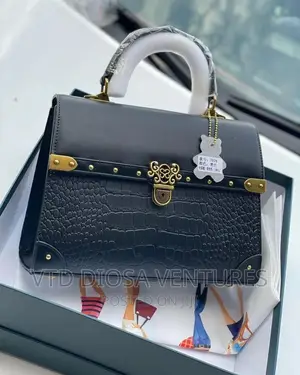 Classy Leather Hand Bag