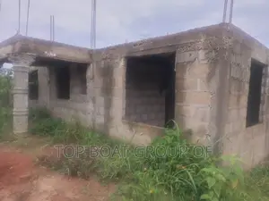 4bdrm House in Top Boat Estate, Kumasi Metropolitan for sale