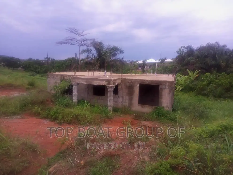 4bdrm House in Top Boat Estate, Kumasi Metropolitan for sale