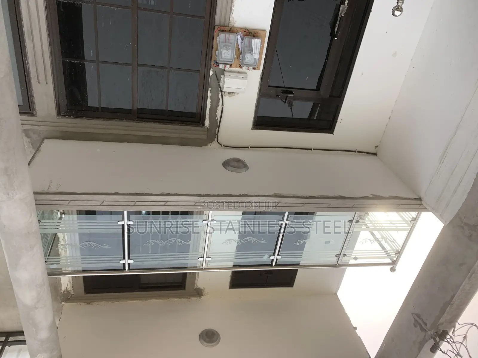 Stainless Balustrade and Gold Design