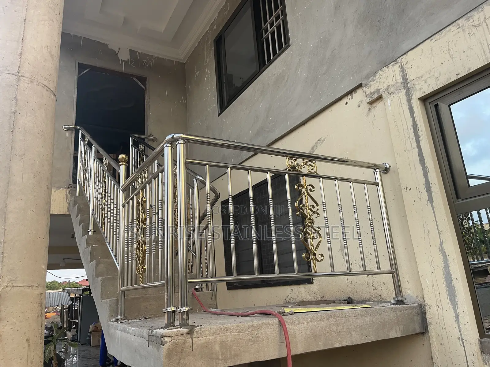 Stainless Balustrade and Gold Design