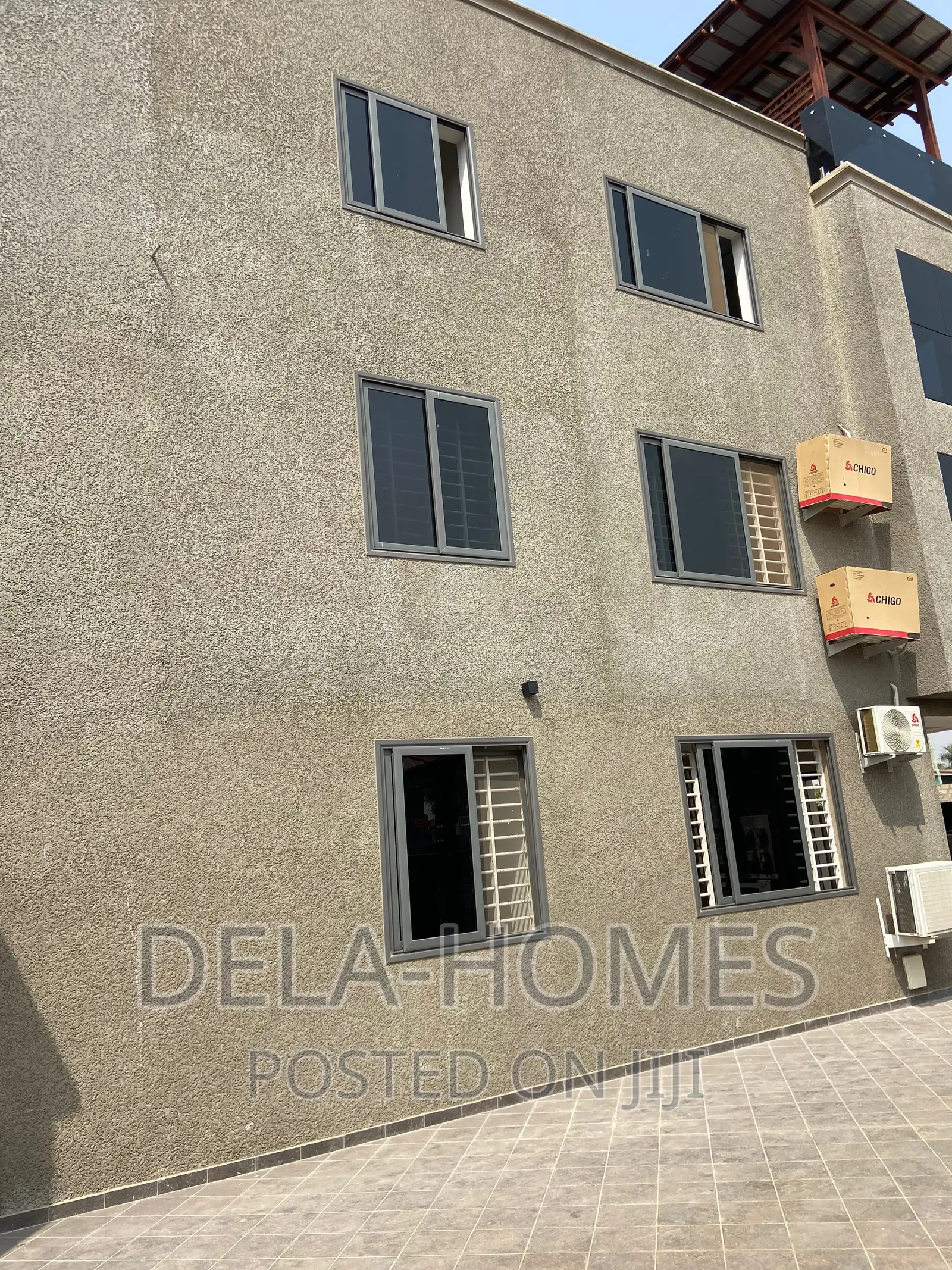 3bdrm Apartment in Lakeside Estate, Ashaley Botwe for rent