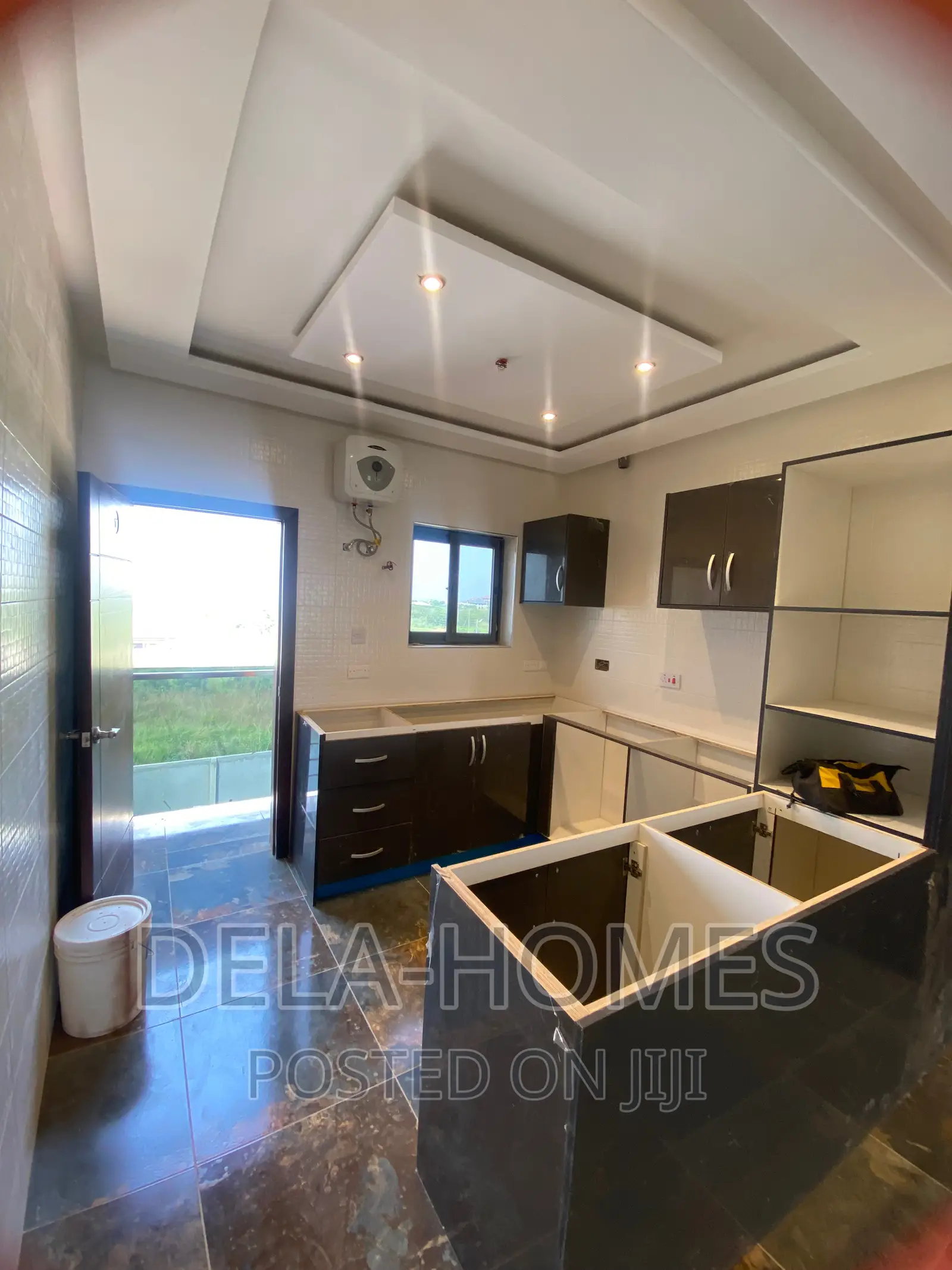 3bdrm Apartment in Lakeside Estate, Ashaley Botwe for rent