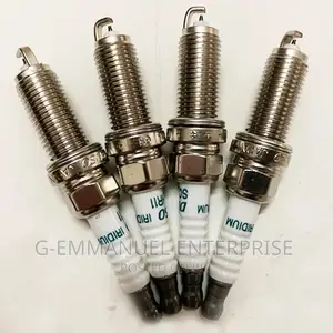 Hyundai Santa Fe 2014-16 Spark Plugs. Original Parts Only.