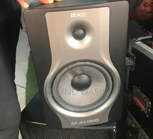 M-Audio Bx8 Carbon 8" Powered Studio Monitor