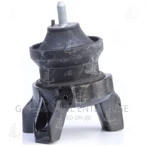 HYUNDAI Santa Fe 2010-12 Engine Seat Right. Original Parts.