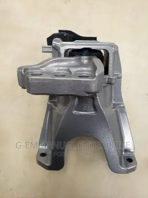 Honda Civic 2020 Engine Seat. Original Parts Only.