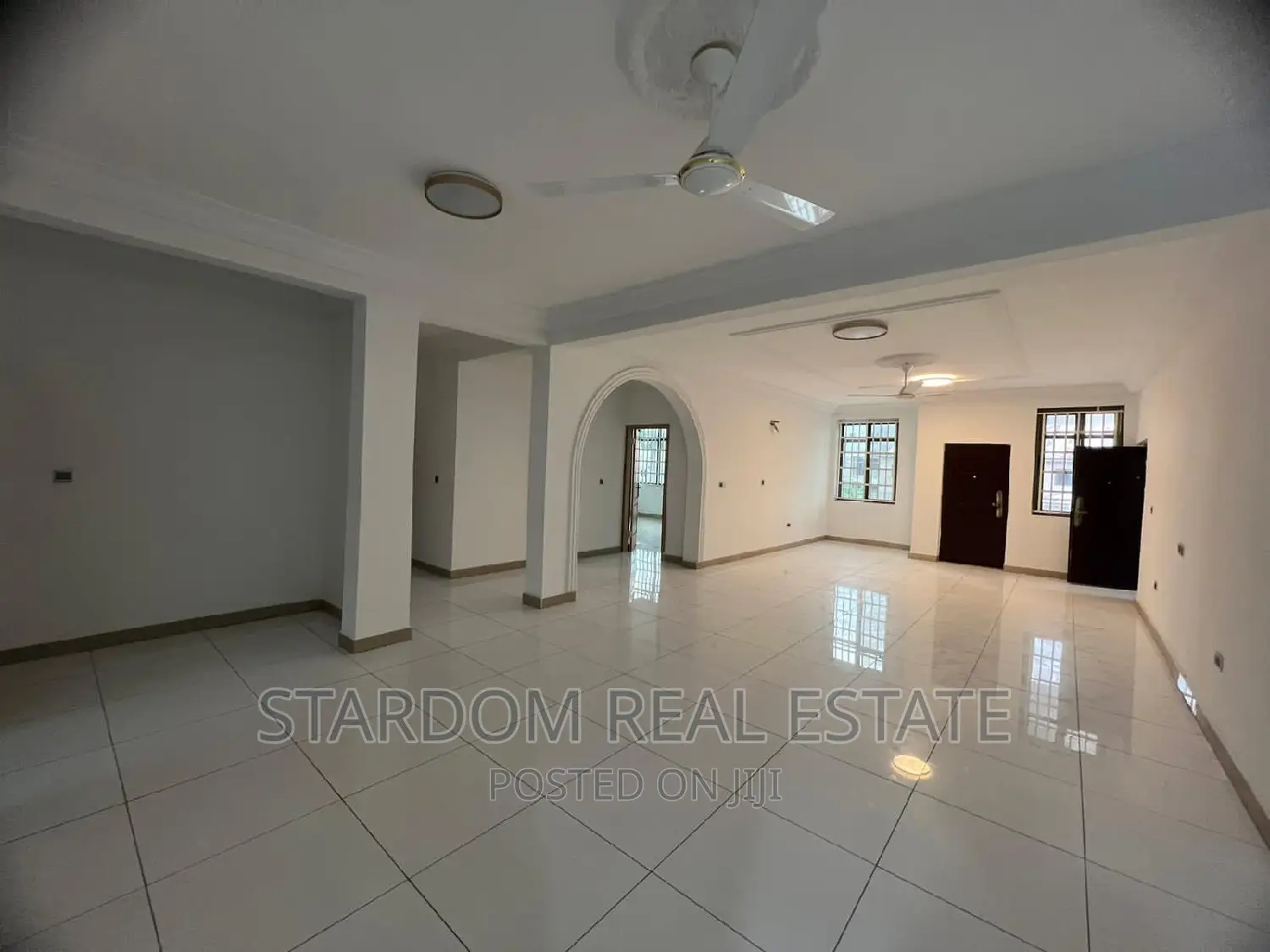 3bdrm Apartment in Adjiriganor for rent
