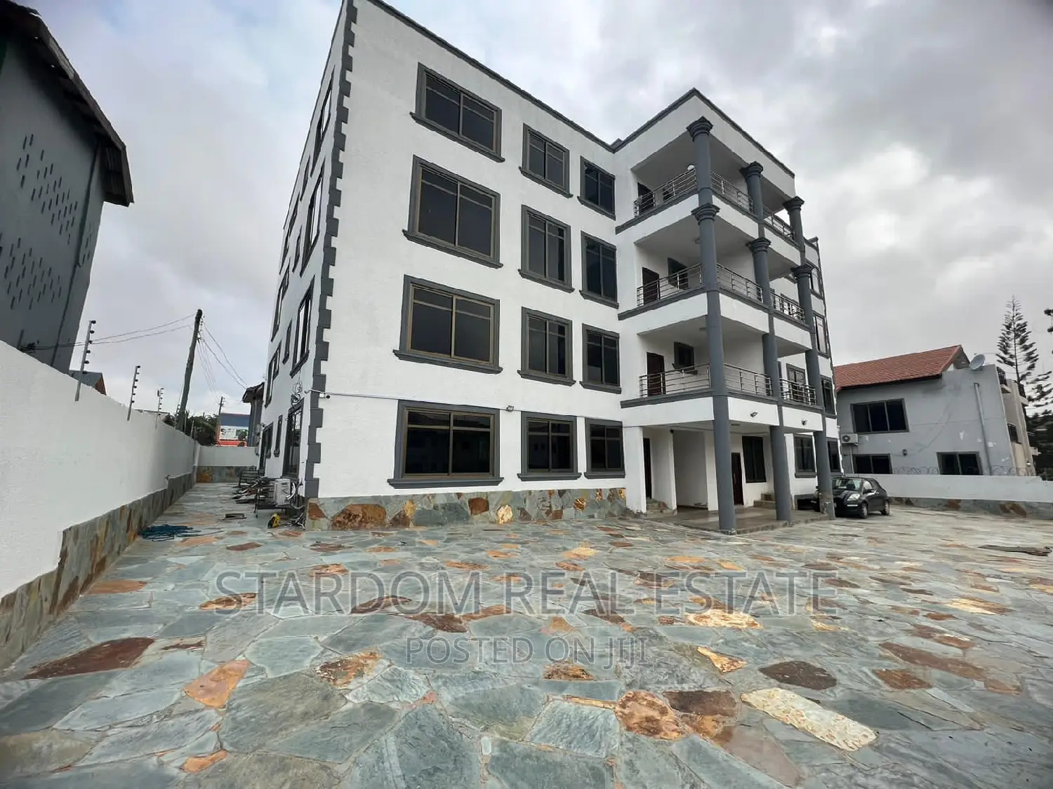 3bdrm Apartment in Adjiriganor for rent