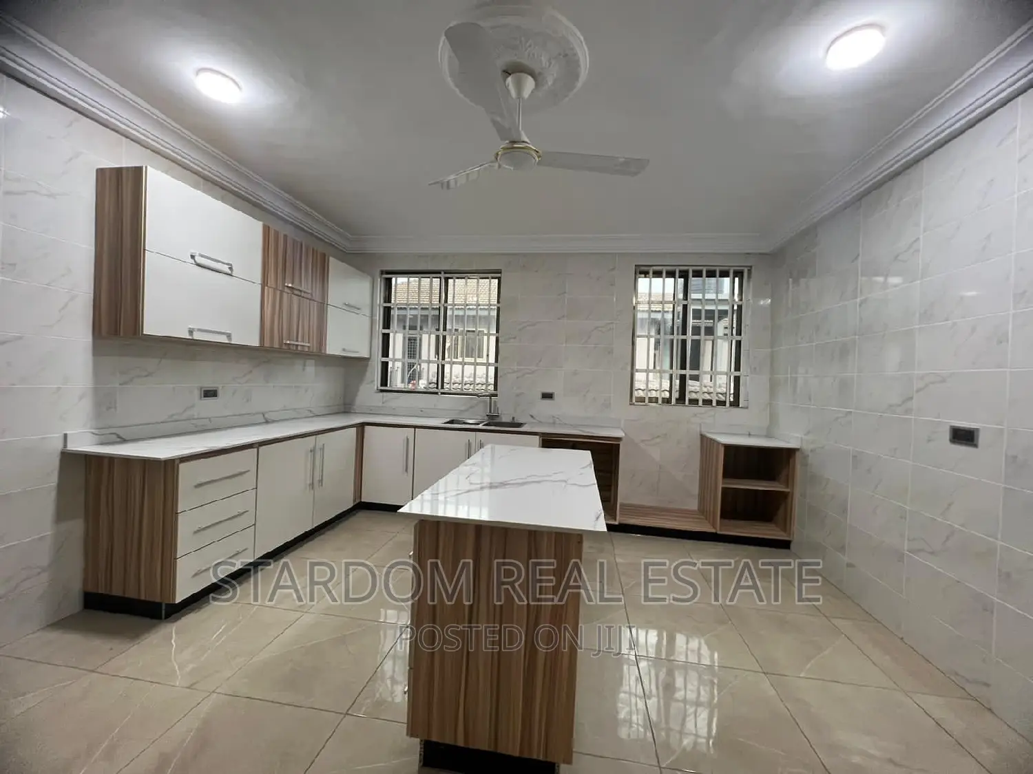 3bdrm Apartment in Adjiriganor for rent