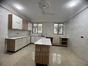 3bdrm Apartment in Adjiriganor for rent