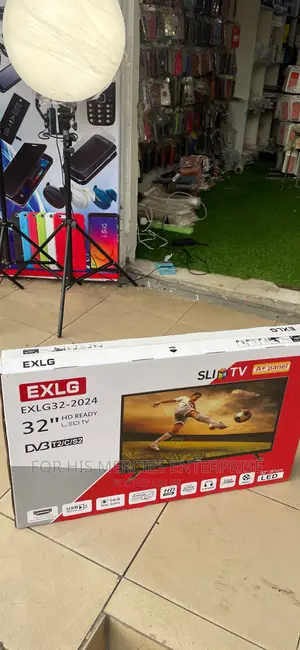 EXLG Digital and Satellite LCD Tv