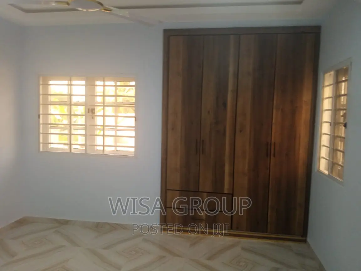 4bdrm Duplex in Wisa Groups, Last Stop for rent