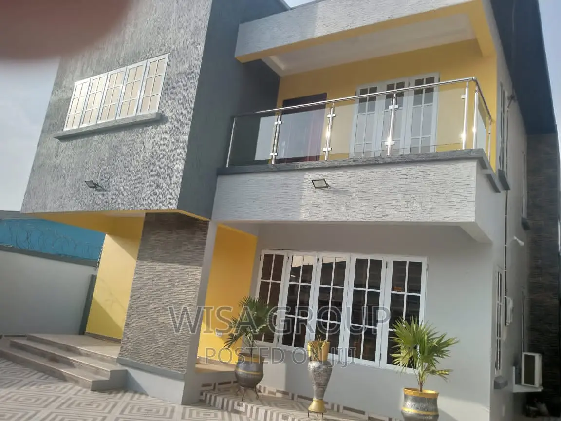 4bdrm Duplex in Wisa Groups, Last Stop for rent
