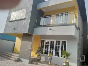 4bdrm Duplex in Wisa Groups, Last Stop for rent