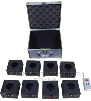Wireless Remote Control 8 Cues Fireworks Machine for Stage