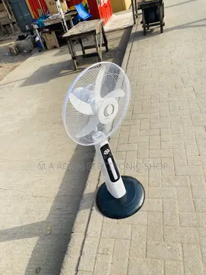 Well Designed Clinette Rechargeable Standing Fan + Solar