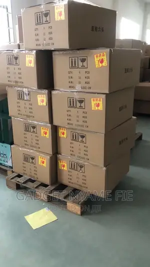 Alcohol/Wine Bottles Rotating Rack/Dispenser