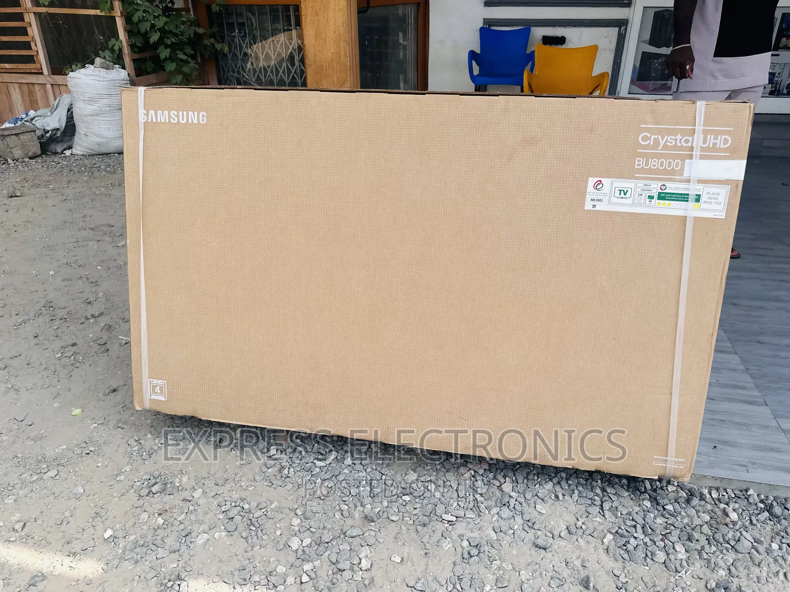 Samsung Uhd Smart 55”Au7000 Glossy Screen Led