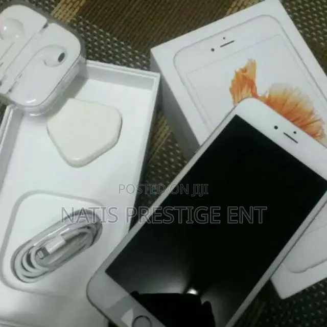 New Apple iPhone 6s 64 GB Silver