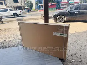 Real in Smart Glossy Samsung 75cu8000 Tv