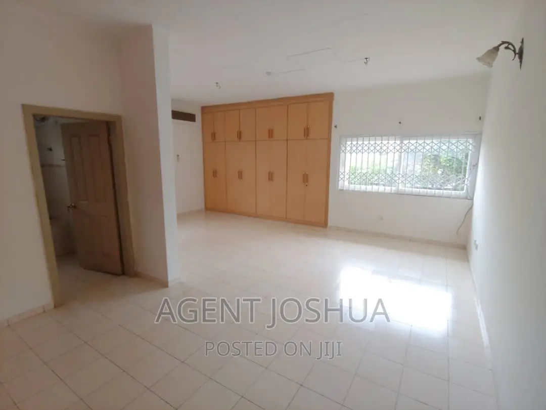 3bdrm House in Regimanuel Diamond, Spintex for rent
