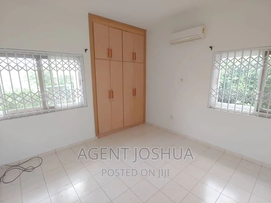 3bdrm House in Regimanuel Diamond, Spintex for rent