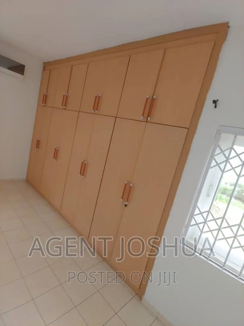 3bdrm House in Regimanuel Diamond, Spintex for rent