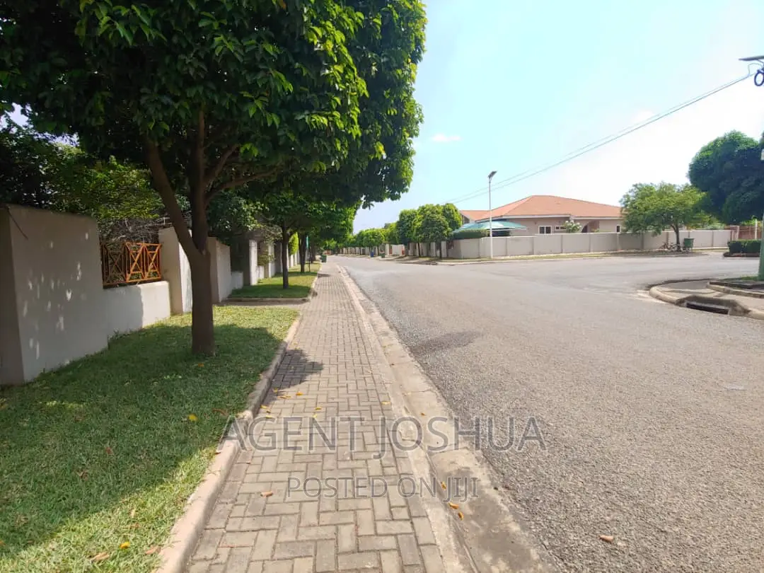 3bdrm House in Regimanuel Diamond, Spintex for rent