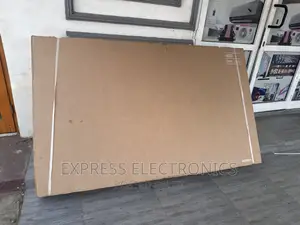 Glossy Sleek Slim Qled Uhd Smart Display Samsung 85”Q60c