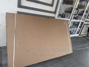 Samsung QLED Smart Glossy Screen 85Q60C