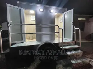 Executive Portable Mobile Toilet Shower for Rental