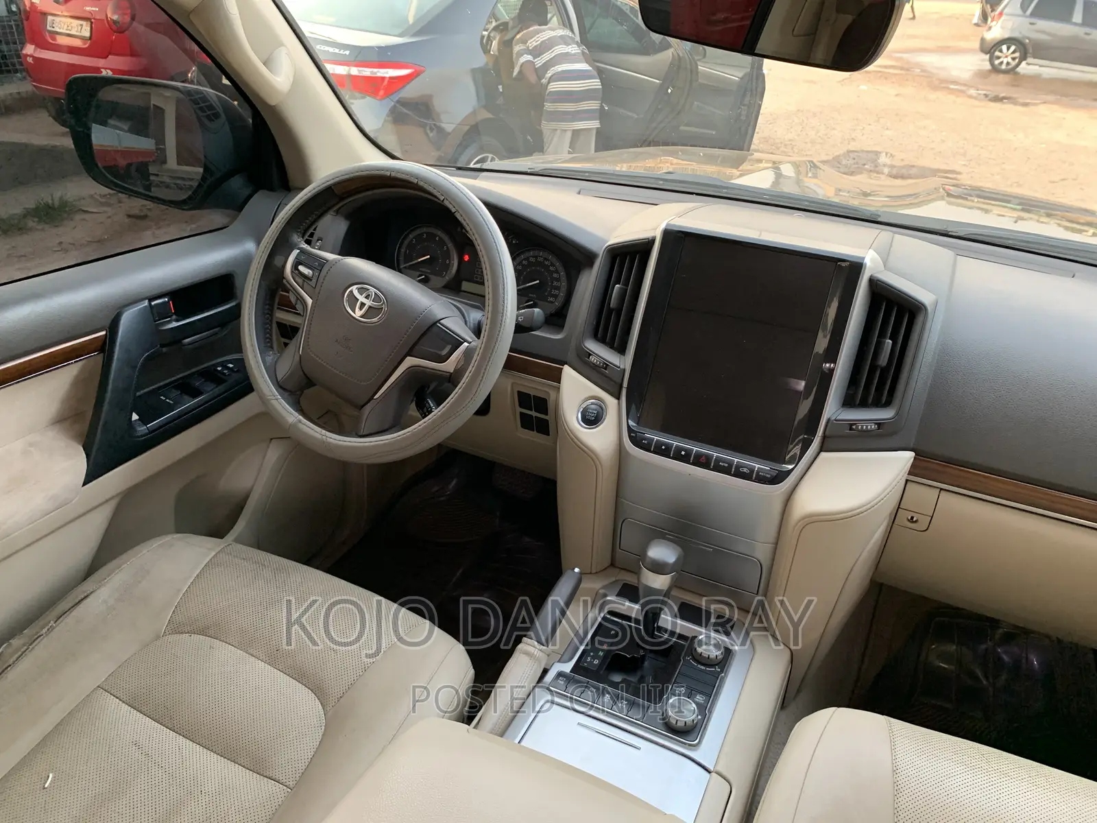 Toyota Land Cruiser for Rent