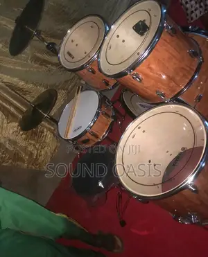 Yamaha Acoustic Drumset (Twany Brown) 5set