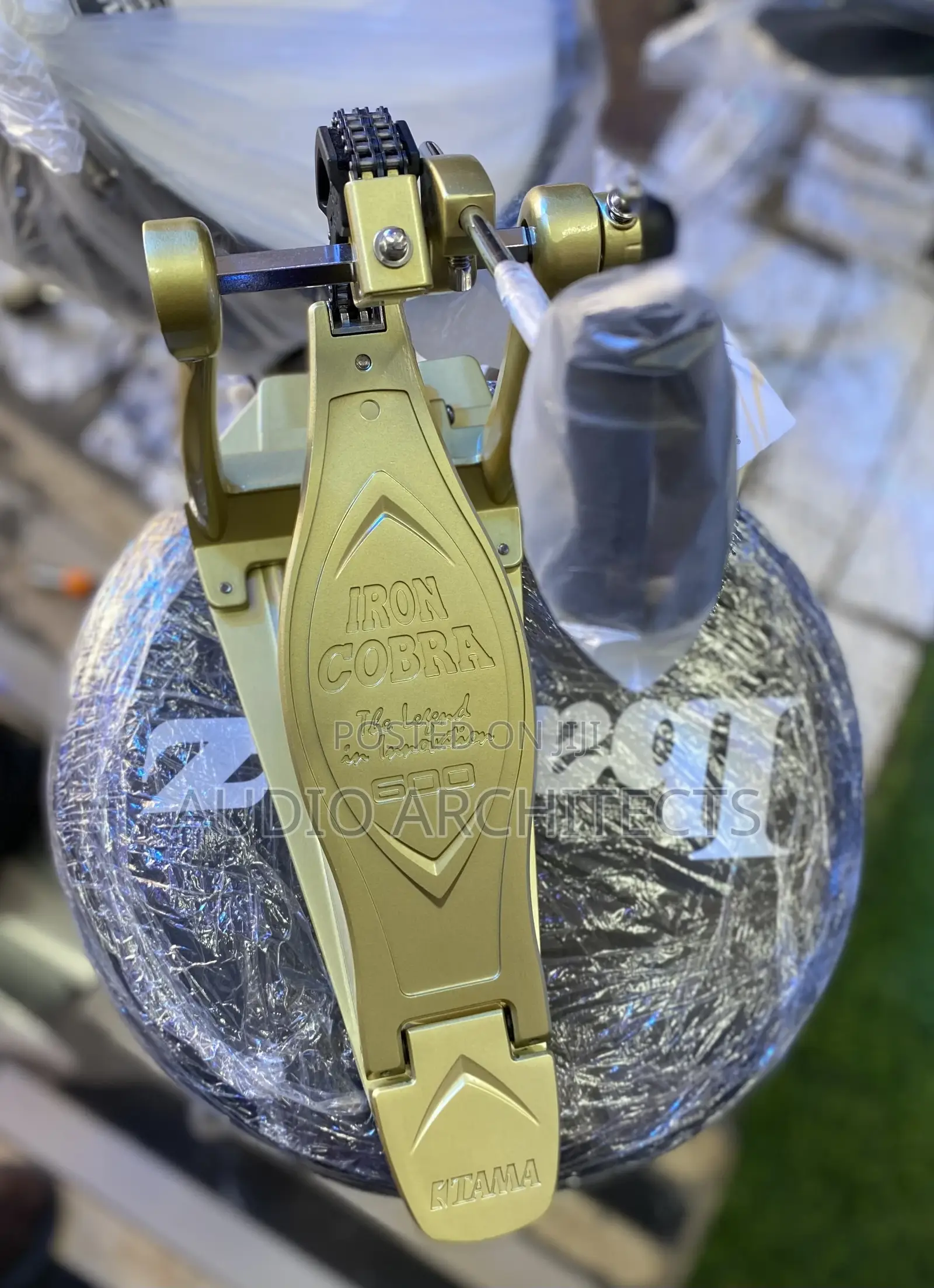 Drum Pedal Iron Cobra Tama (600)