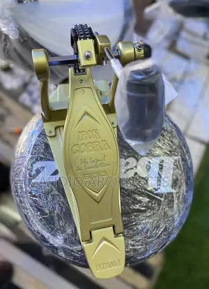 Drum Pedal Iron Cobra Tama (600)