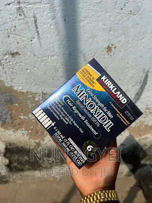 Kirkland Oil Minoxidil Box