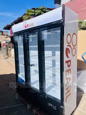 Store Fridge Three Doors Display Pearl PVC-150 950L