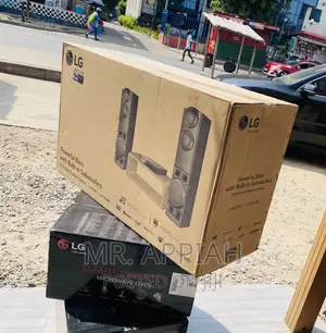Fresh in Box  LG LHD 687 Bluetooth Home Theater System 