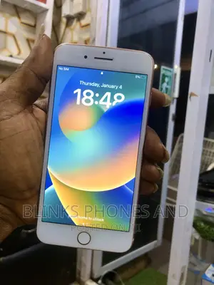 New Apple iPhone 8 Plus 64 GB Gold