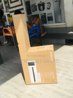 Electric Black Samsung Wireless Bluetooth A450 Soundbar