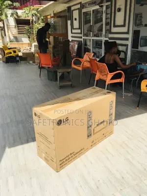LHD687 LG Boxed Speaker Bluetooth Electric Wireless Black