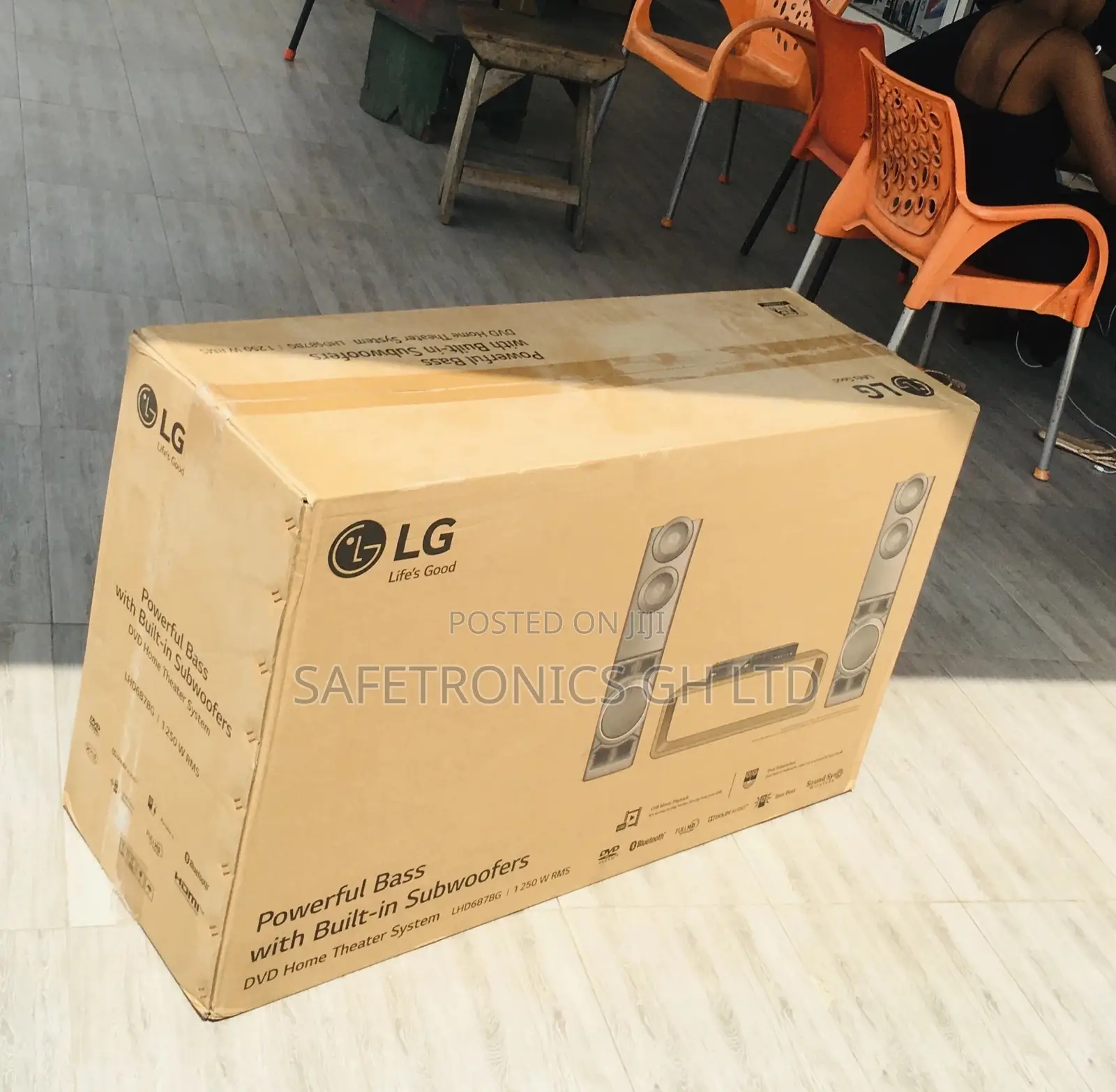 Grab Black LHD687 Bluetooth Wireless LG Electric Speaker 