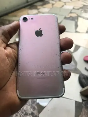 Apple iPhone 7 128 GB Rose Gold
