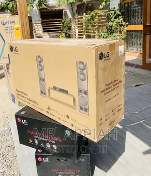 Authentic LG LHD 687 Bluetooth Home Theater(Black).