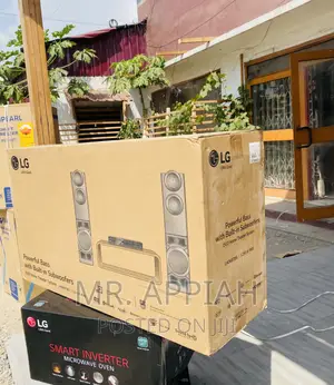 Authentic LG LHD 687 Bluetooth Home Theater System(Black).