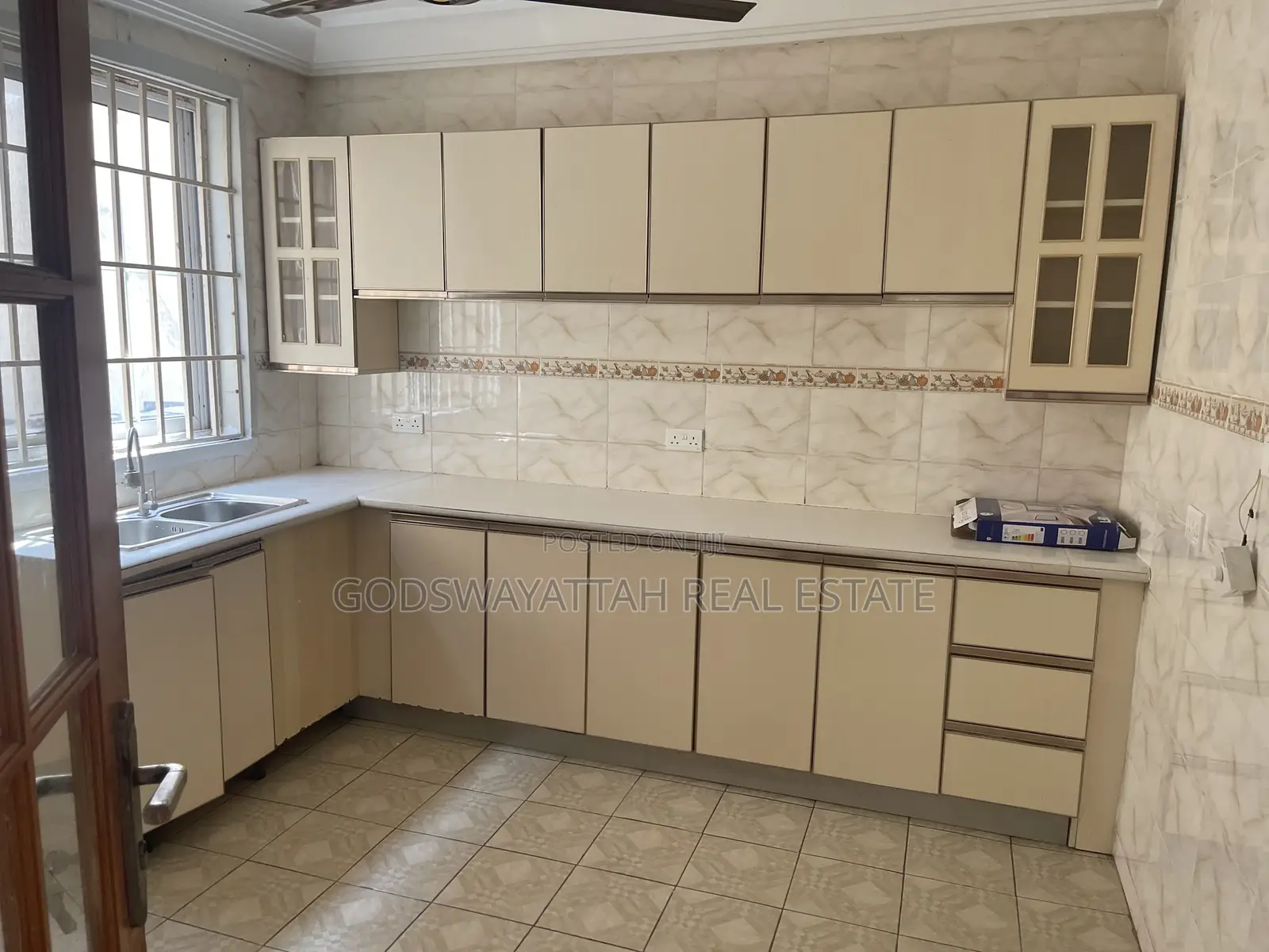 3bdrm Apartment in East Legon, Adjiriganor for rent