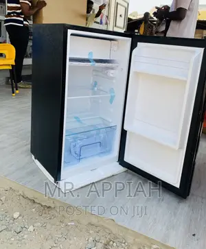 High Quality Pearl PF-109 Single Door Electric Fridge.